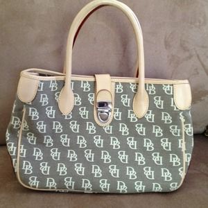 REDUCED! Authentic Dooney & Bourke Handbag