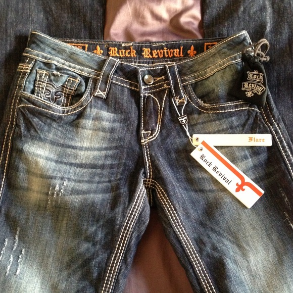 💰Sold💰Rock Revival Jeans NWT