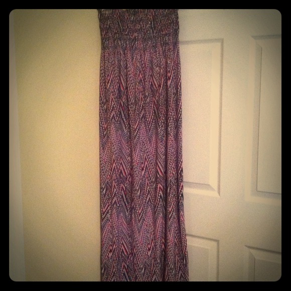 Pink Grey Black and White Strapless Dress *SOLD*