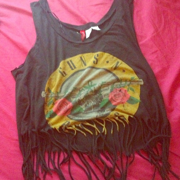 Fringe cropped guns and roses tank