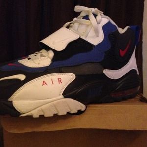 🚫SOLD🚫Nike Air Max Speed Turf!!!!!!