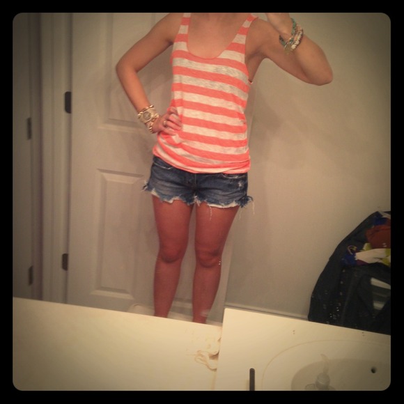 Cute bright orange and white tank top!