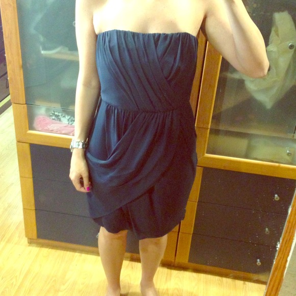NWT gorgeous navy strapless party dress