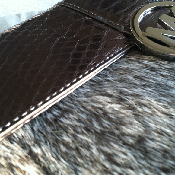 Michael Kors Silver Rabbit Fur Bag Purse - Picture 3 of 4