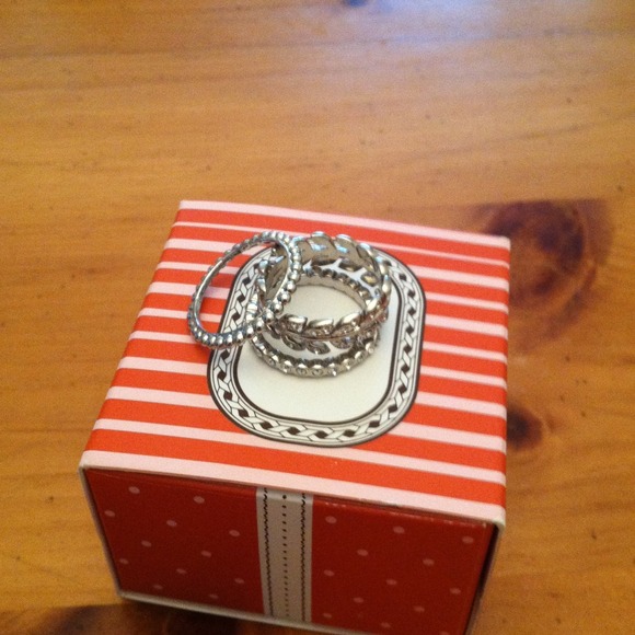 Bundle rings and bangles
