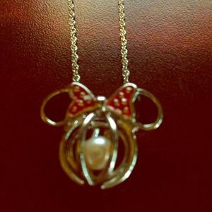 Minnie Mouse Necklace 💯 Real Pearl Inside