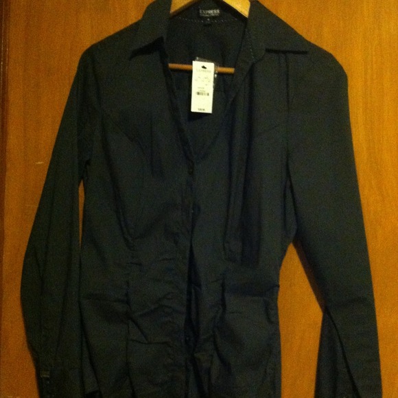 Express business button down
