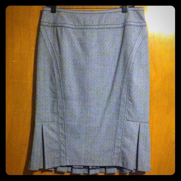 XOXO brand; Black and white pattern pencil skirt