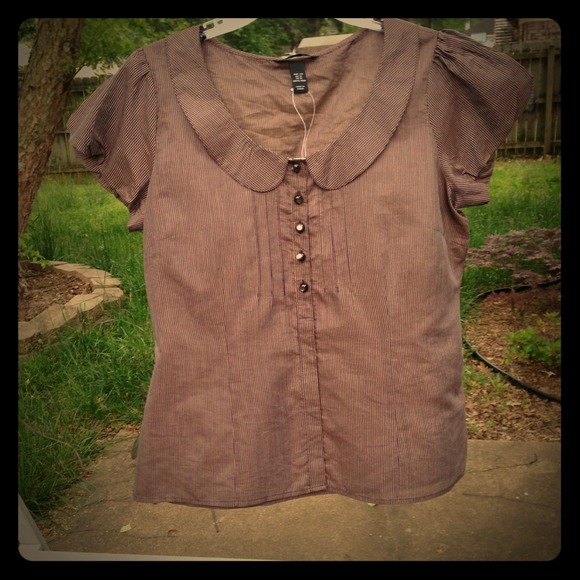 👚SOLD in a bundle for jrf👚NWT H&M shirt sz14
