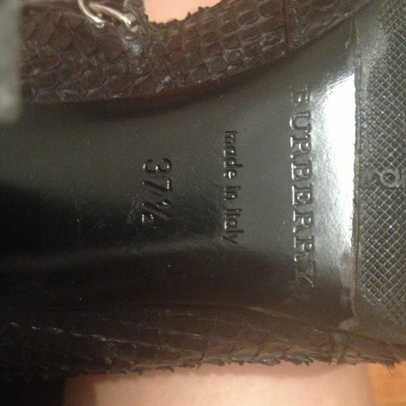 SOLD!!!Burberry python booties - Picture 2 of 4