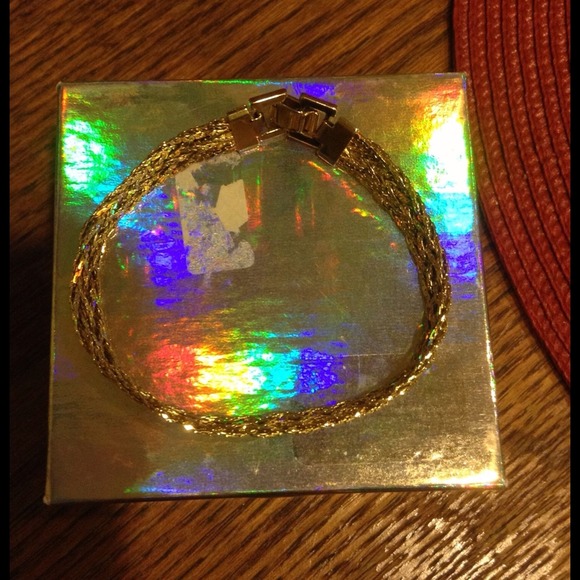 056 Braided bracelet🌟HOLD🌟 - Picture 2 of 4