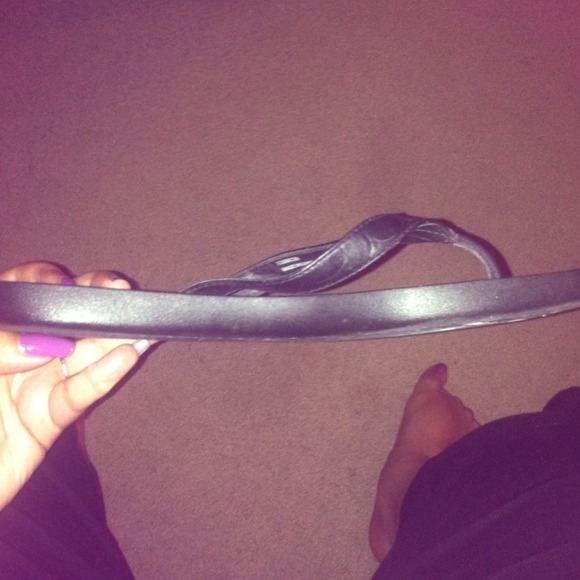 💯 AUTHENTIC Coach Sandals/ Flip Flops - Picture 4 of 4