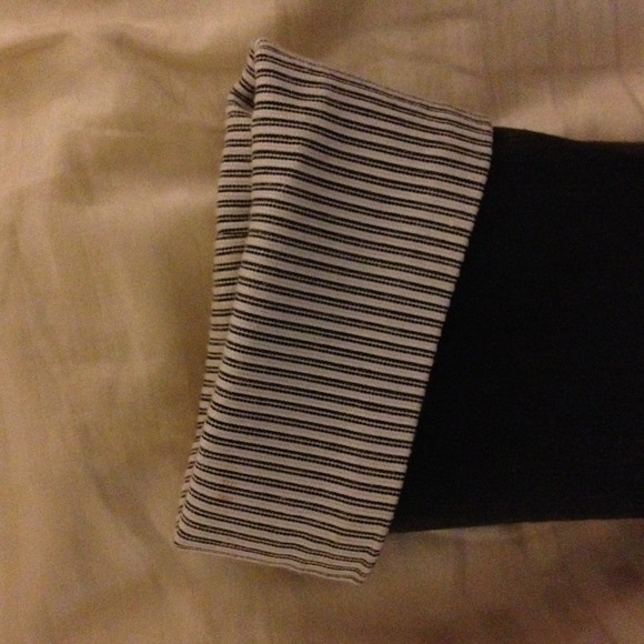 Gray blazer with pine striped cuffs - Picture 2 of 4