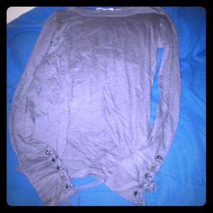 Lace up sleeve shirt