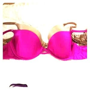 2 VS bras 34c