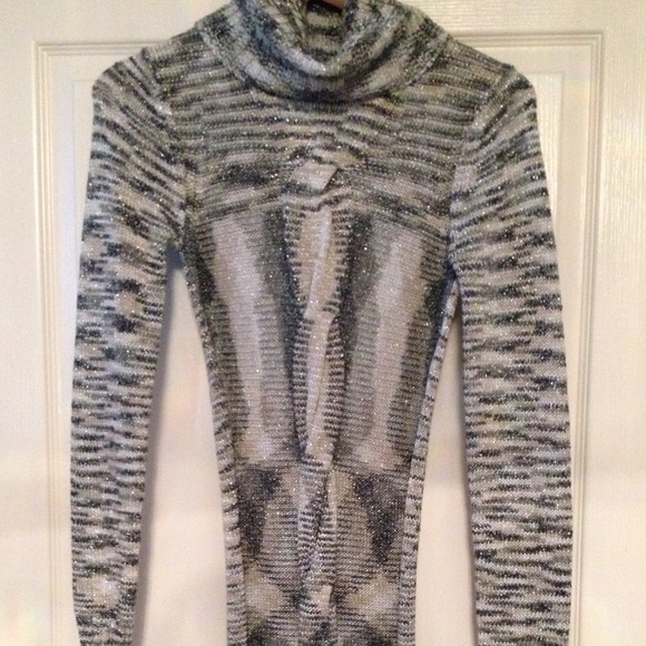 Bebe dress