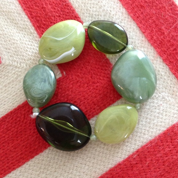 Green bracelet