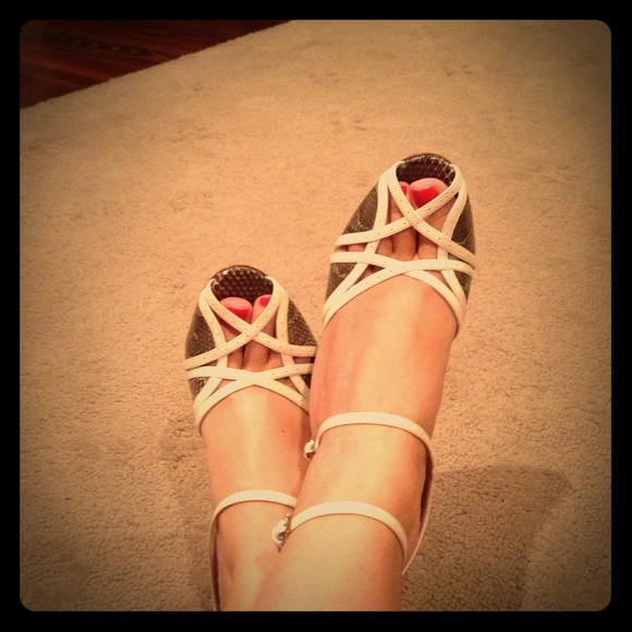 Snake Skin Heel!