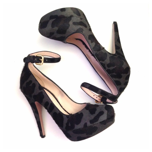 {PRADA} Grey Leopard Print Ankle Strap Pumps - Picture 3 of 4