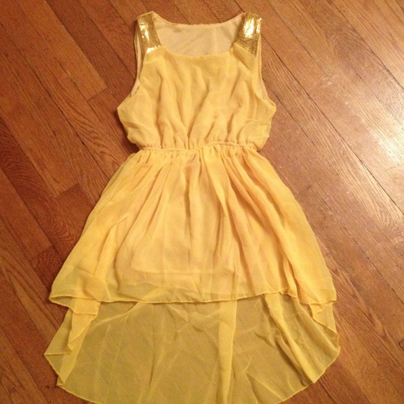 **Bundle**Yellow dress