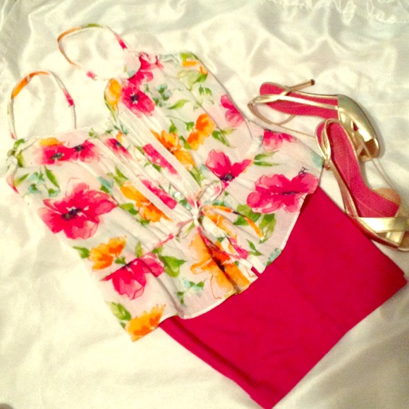 Gilly Hicks Sydney Tops - Feminine Floral Summer Shirt 🌅