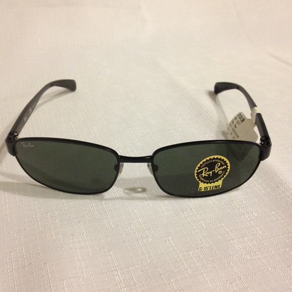 🌟SOLD🌟 Authentic Ray-Ban Sunglasses