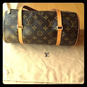 🎉REDUCED🎉 Authentic LV Papillon 👜💕