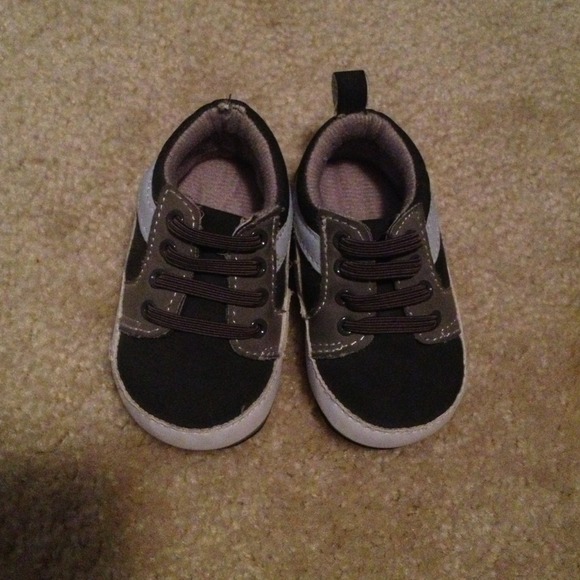 brand: carters size: up to 3months - Picture 2 of 3