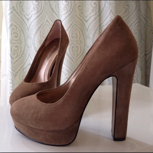 BCBGeneration 'Jodie' Platform Pumps