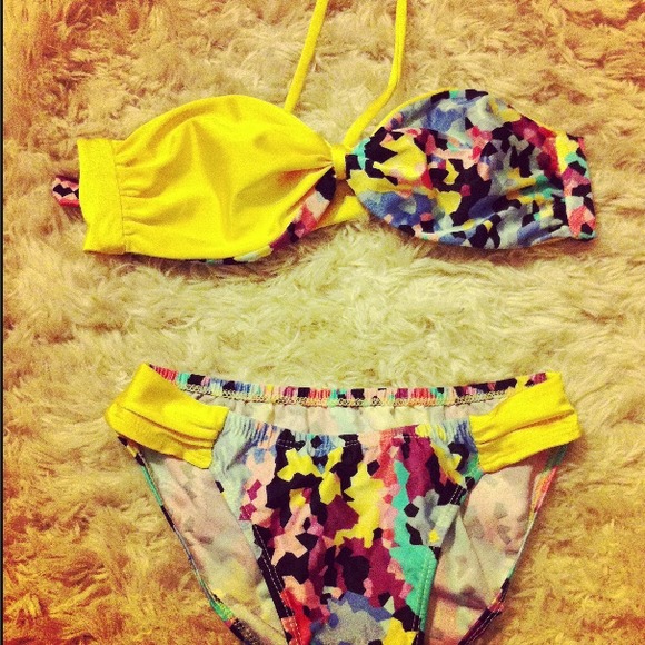 🍍ON SALE🍍Multi colored bathing suit