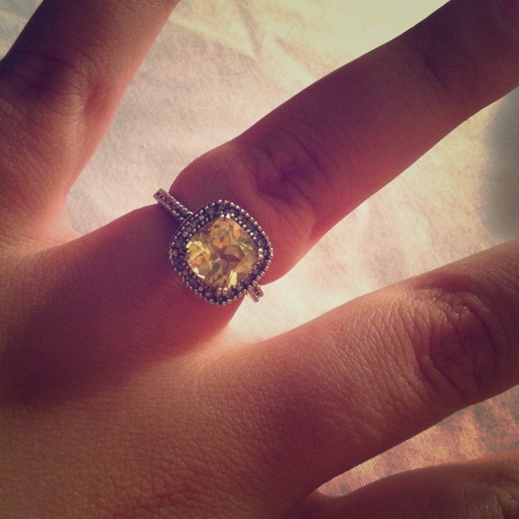 Yellow sapphire ring