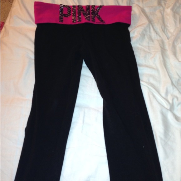 Victoria secret yoga pants size medium
