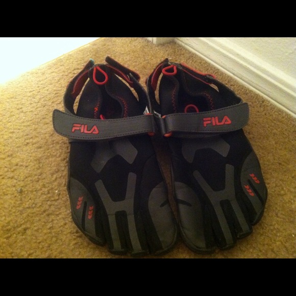 Fila barefoot running shoes!