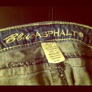 Blue asphalt destroyed jeans.! Never worn