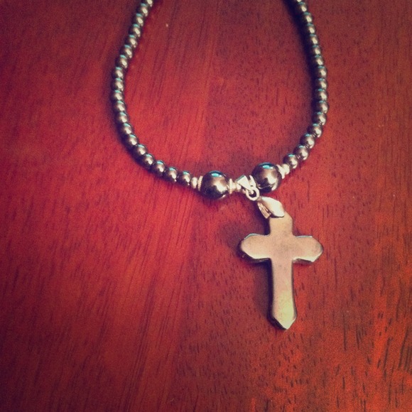FREE w. purchase 💒Hematite Cross Pendant Necklace