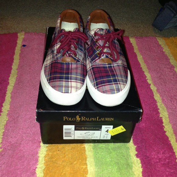 Cranberry Multicolor Vaughn Polo Shoes🎉🍃