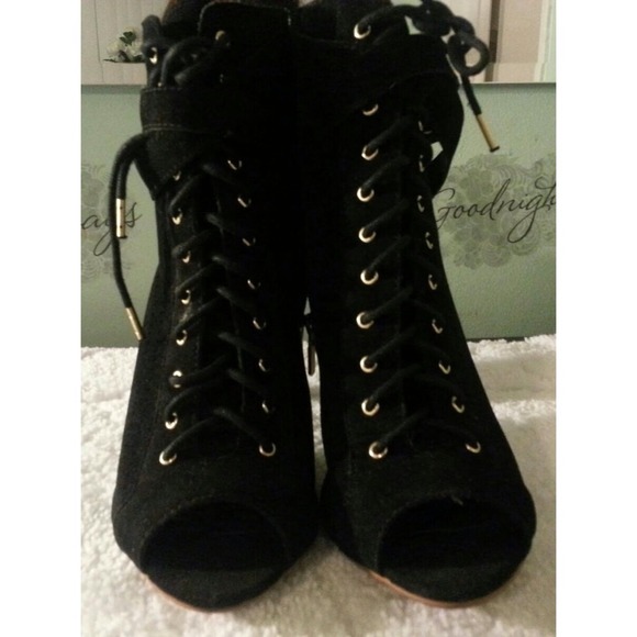 ❌SOLD❌F21 lace up peep toe booties