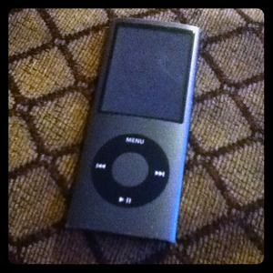 ⬇REDUCED PRICE⬇ IPod