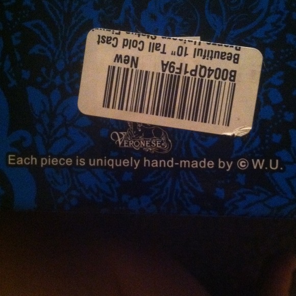 🎉NEGOTIABLE PRICE🎉Veronese Unicorn statue!😍😍 - Picture 2 of 4