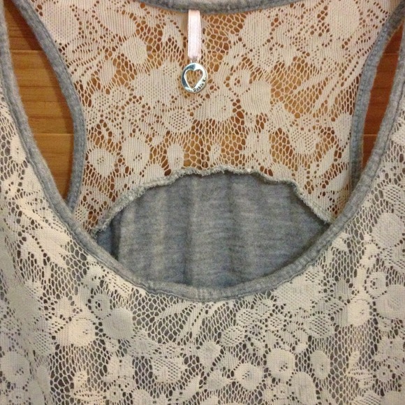 Sold 🚫🚫Lace and gray - Picture 2 of 4