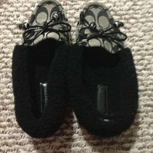 🚨Sale🚨 BOGO 20% Coach furry black/gray loafers!