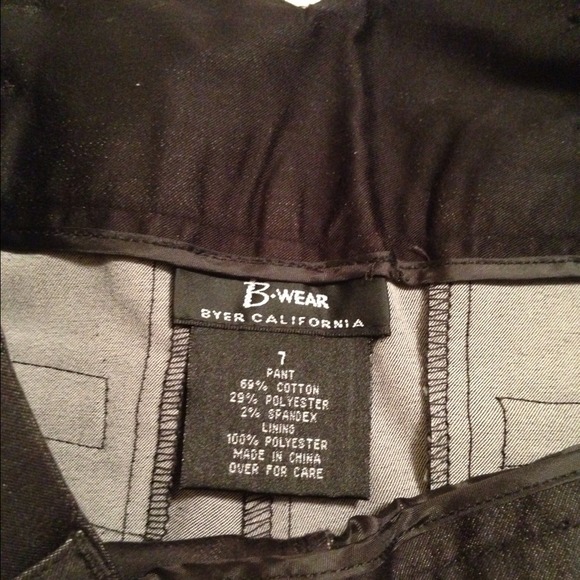 Brand New Capris - Picture 2 of 2