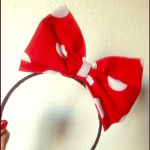 Minnie Mouse Bow🎀