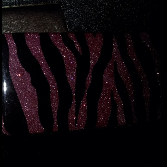 Sparkled clutch wallet