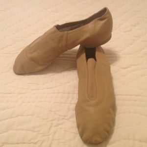Bloch Jazz Shoes, Tan with Split Sole
