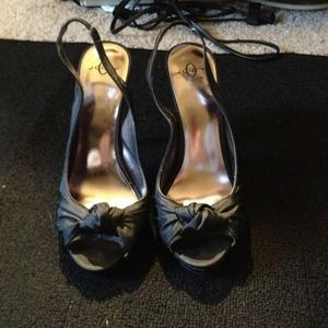 High heels, Joey Brand