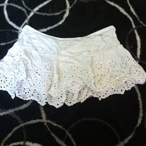 Eyelet beach cover up skirt☀