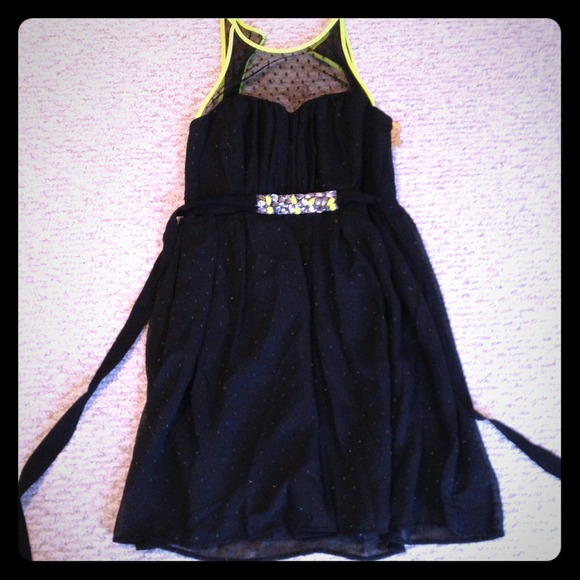 Sexy black dress with lime yellow lining