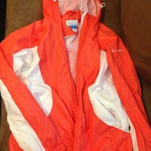 Coral & white Columbia light spring jacket