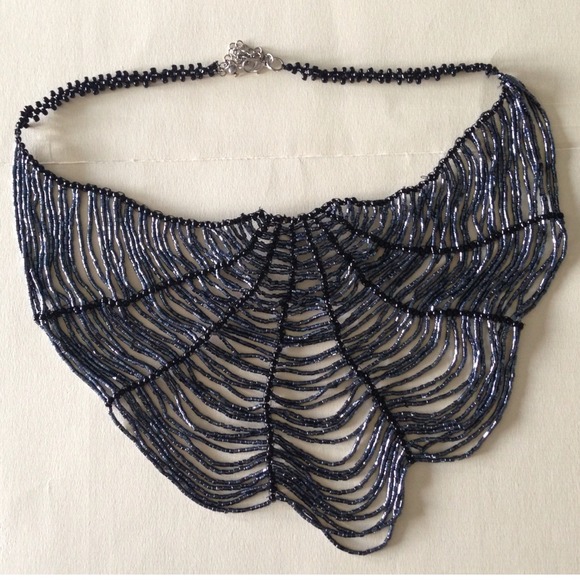 Bundle of 9 necklaces